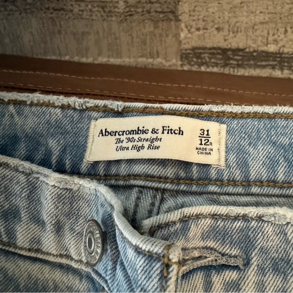 Abercrombie jeans - Picture 2 of 4